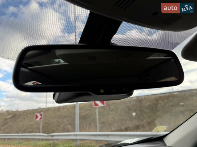 Черный Рено Kadjar, объемом двигателя 1.5 л и пробегом 100 тыс. км за 20900 $, фото 62 на Automoto.ua