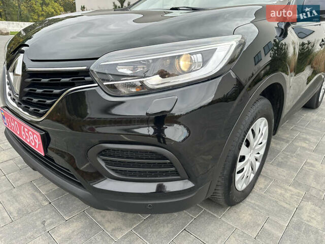 Черный Рено Kadjar, объемом двигателя 1.5 л и пробегом 216 тыс. км за 16700 $, фото 16 на Automoto.ua