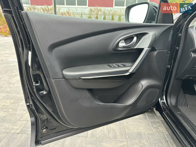 Черный Рено Kadjar, объемом двигателя 1.5 л и пробегом 216 тыс. км за 16700 $, фото 26 на Automoto.ua