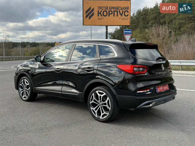 Черный Рено Kadjar, объемом двигателя 1.5 л и пробегом 100 тыс. км за 20900 $, фото 7 на Automoto.ua