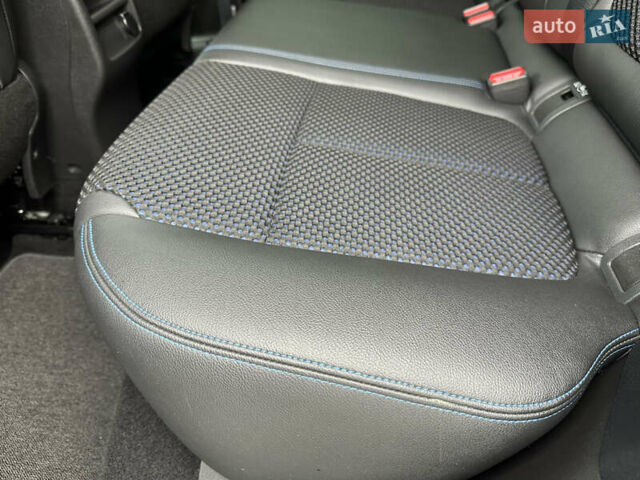 Черный Рено Kadjar, объемом двигателя 1.5 л и пробегом 216 тыс. км за 16700 $, фото 29 на Automoto.ua