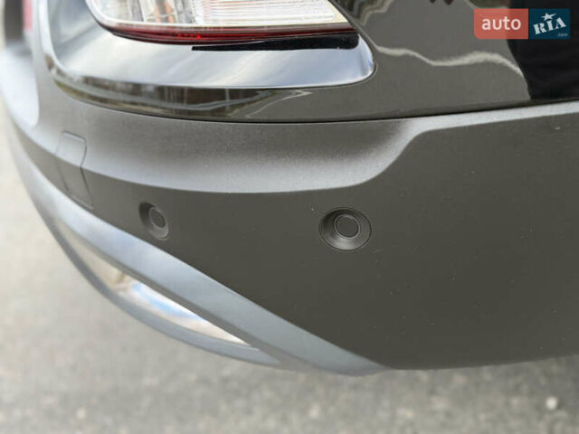 Черный Рено Kadjar, объемом двигателя 1.5 л и пробегом 100 тыс. км за 20900 $, фото 23 на Automoto.ua