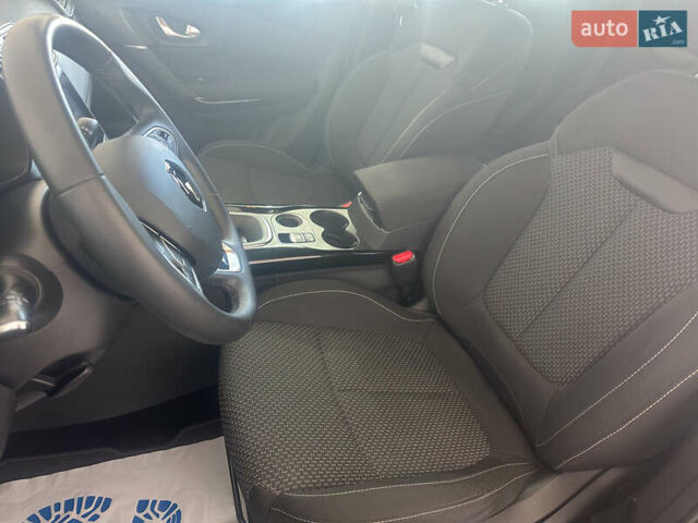 Черный Рено Kadjar, объемом двигателя 1.5 л и пробегом 189 тыс. км за 18950 $, фото 6 на Automoto.ua