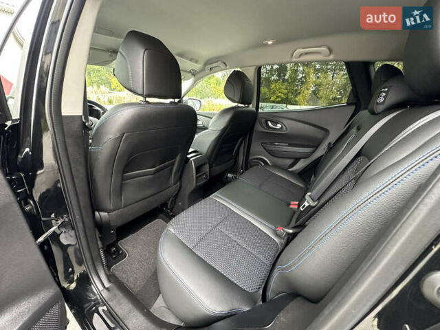 Черный Рено Kadjar, объемом двигателя 1.5 л и пробегом 216 тыс. км за 16700 $, фото 30 на Automoto.ua