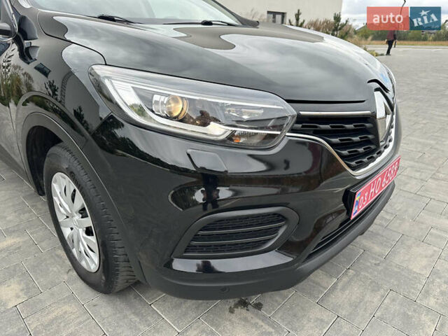 Черный Рено Kadjar, объемом двигателя 1.5 л и пробегом 216 тыс. км за 16700 $, фото 17 на Automoto.ua