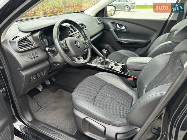 Черный Рено Kadjar, объемом двигателя 1.5 л и пробегом 216 тыс. км за 16700 $, фото 23 на Automoto.ua