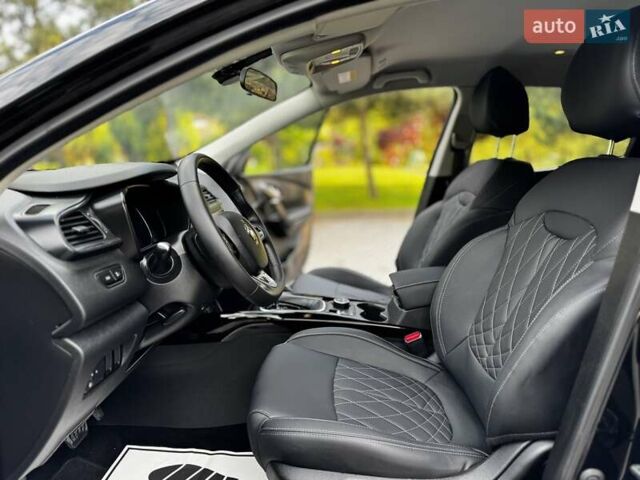 Черный Рено Kadjar, объемом двигателя 1.5 л и пробегом 147 тыс. км за 18950 $, фото 48 на Automoto.ua