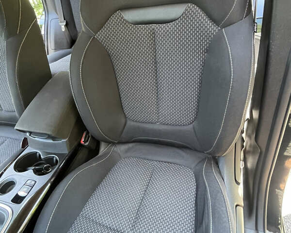Черный Рено Kadjar, объемом двигателя 1.46 л и пробегом 239 тыс. км за 19100 $, фото 24 на Automoto.ua
