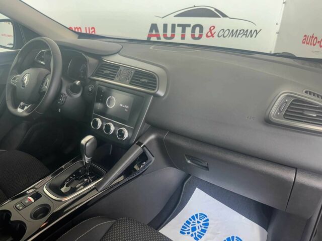 Черный Рено Kadjar, объемом двигателя 1.5 л и пробегом 186 тыс. км за 18950 $, фото 9 на Automoto.ua