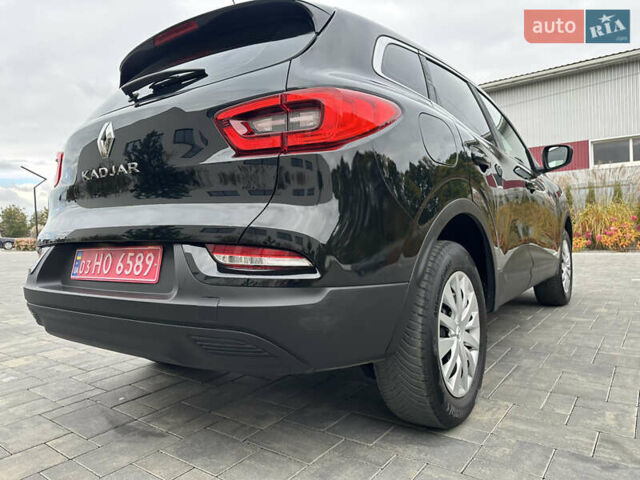 Черный Рено Kadjar, объемом двигателя 1.5 л и пробегом 216 тыс. км за 16700 $, фото 20 на Automoto.ua