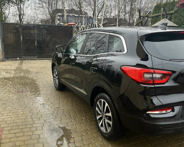 Черный Рено Kadjar, объемом двигателя 1.5 л и пробегом 183 тыс. км за 18300 $, фото 4 на Automoto.ua