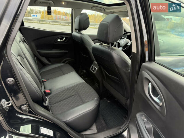 Черный Рено Kadjar, объемом двигателя 1.5 л и пробегом 100 тыс. км за 20900 $, фото 37 на Automoto.ua