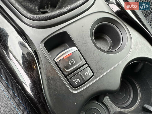 Черный Рено Kadjar, объемом двигателя 1.5 л и пробегом 216 тыс. км за 16700 $, фото 48 на Automoto.ua