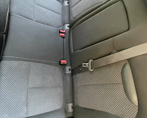 Черный Рено Kadjar, объемом двигателя 1.46 л и пробегом 240 тыс. км за 18700 $, фото 27 на Automoto.ua