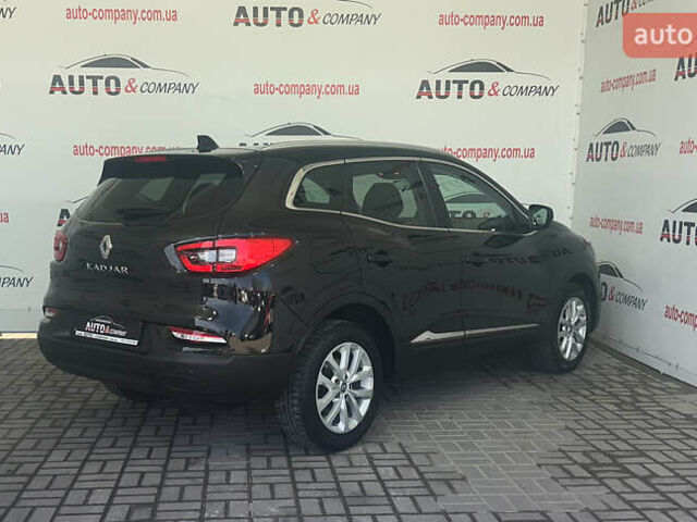 Черный Рено Kadjar, объемом двигателя 1.5 л и пробегом 189 тыс. км за 18950 $, фото 2 на Automoto.ua