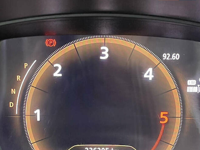 Черный Рено Kadjar, объемом двигателя 1.46 л и пробегом 240 тыс. км за 18700 $, фото 39 на Automoto.ua