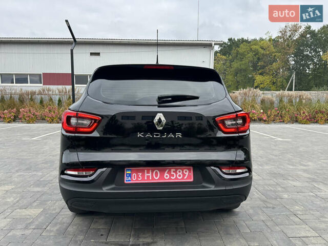 Черный Рено Kadjar, объемом двигателя 1.5 л и пробегом 216 тыс. км за 16700 $, фото 11 на Automoto.ua