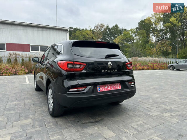 Черный Рено Kadjar, объемом двигателя 1.5 л и пробегом 216 тыс. км за 16700 $, фото 10 на Automoto.ua