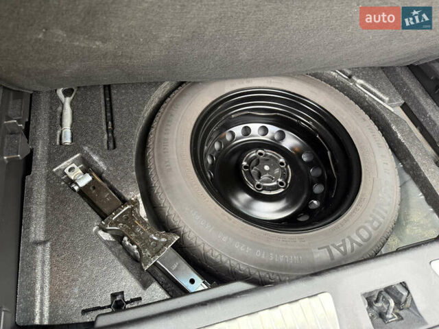 Черный Рено Kadjar, объемом двигателя 1.5 л и пробегом 100 тыс. км за 20900 $, фото 27 на Automoto.ua