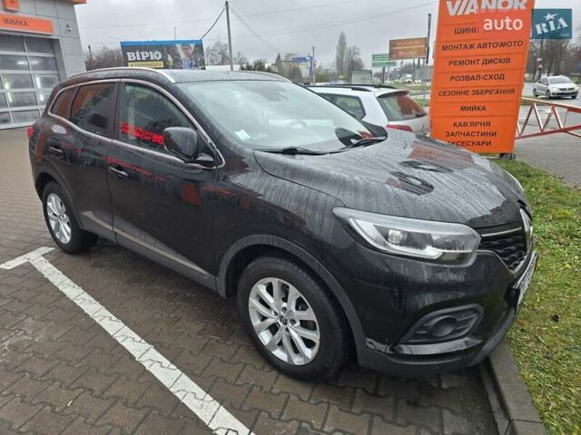 Черный Рено Kadjar, объемом двигателя 1.5 л и пробегом 127 тыс. км за 19999 $, фото 3 на Automoto.ua