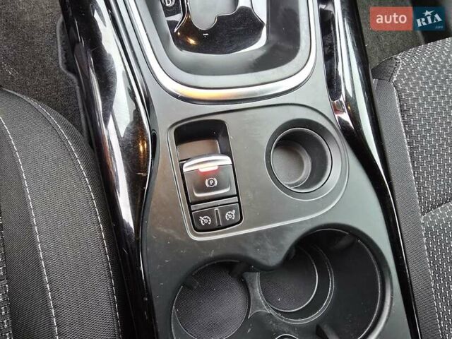 Черный Рено Kadjar, объемом двигателя 1.5 л и пробегом 127 тыс. км за 19999 $, фото 23 на Automoto.ua