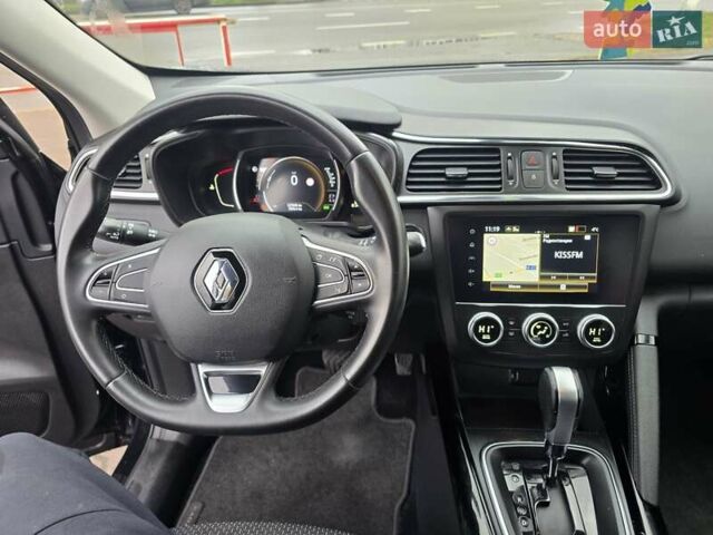 Черный Рено Kadjar, объемом двигателя 1.5 л и пробегом 127 тыс. км за 19999 $, фото 22 на Automoto.ua