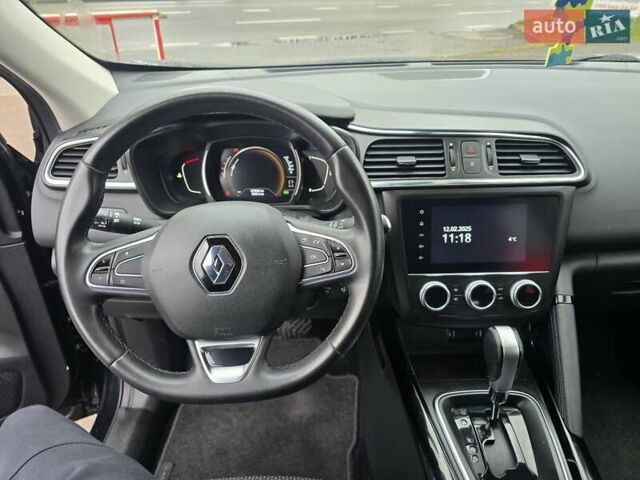 Черный Рено Kadjar, объемом двигателя 1.5 л и пробегом 127 тыс. км за 19999 $, фото 18 на Automoto.ua