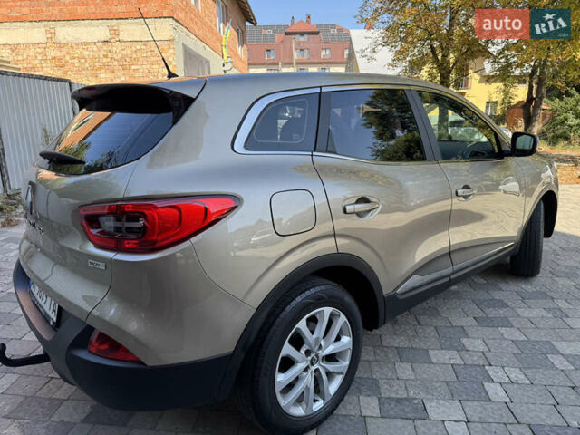 Коричневый Рено Kadjar, объемом двигателя 1.46 л и пробегом 287 тыс. км за 14250 $, фото 17 на Automoto.ua