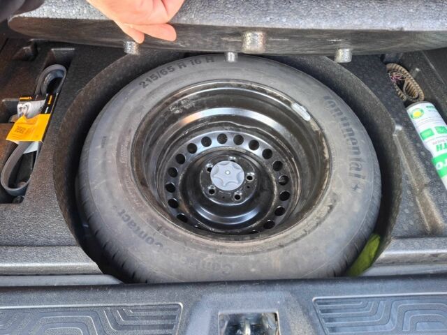 Коричневый Рено Kadjar, объемом двигателя 1.5 л и пробегом 146 тыс. км за 16600 $, фото 13 на Automoto.ua