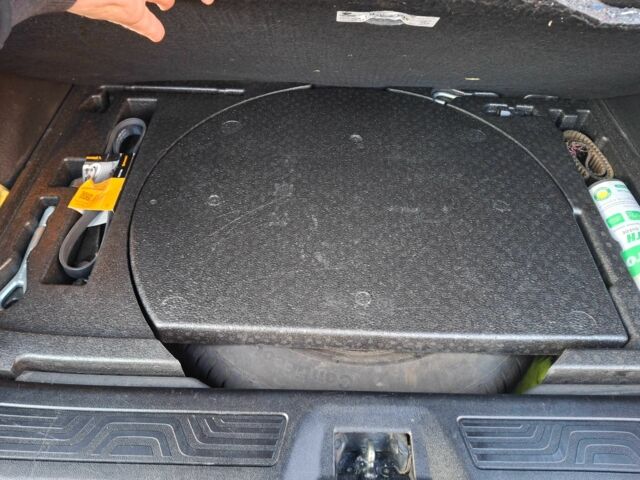 Коричневый Рено Kadjar, объемом двигателя 1.5 л и пробегом 146 тыс. км за 16600 $, фото 12 на Automoto.ua