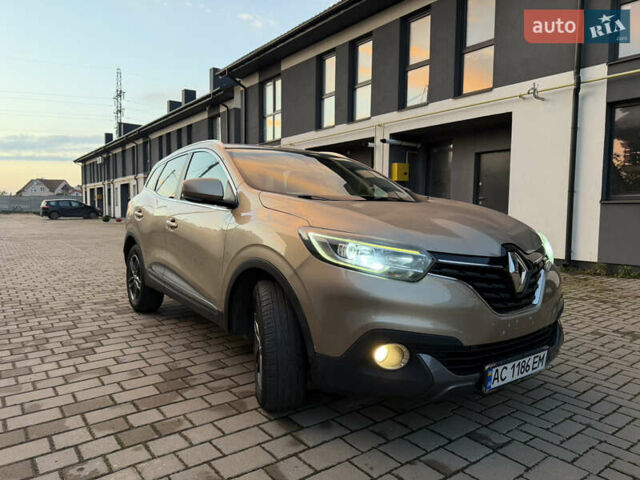 Коричневый Рено Kadjar, объемом двигателя 1.46 л и пробегом 292 тыс. км за 13500 $, фото 1 на Automoto.ua