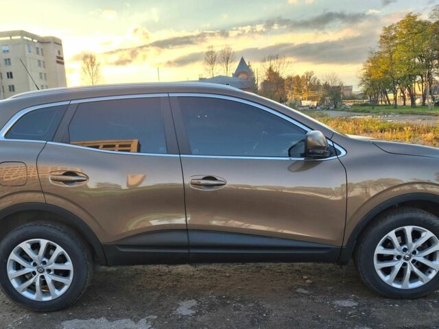 Коричневый Рено Kadjar, объемом двигателя 1.5 л и пробегом 146 тыс. км за 16600 $, фото 6 на Automoto.ua