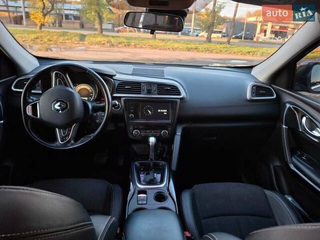 Коричневый Рено Kadjar, объемом двигателя 1.5 л и пробегом 146 тыс. км за 16600 $, фото 9 на Automoto.ua