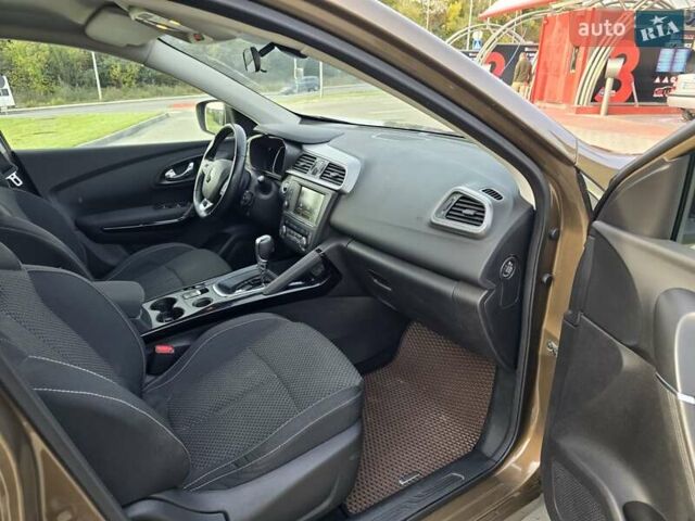 Коричневый Рено Kadjar, объемом двигателя 1.46 л и пробегом 191 тыс. км за 15300 $, фото 38 на Automoto.ua