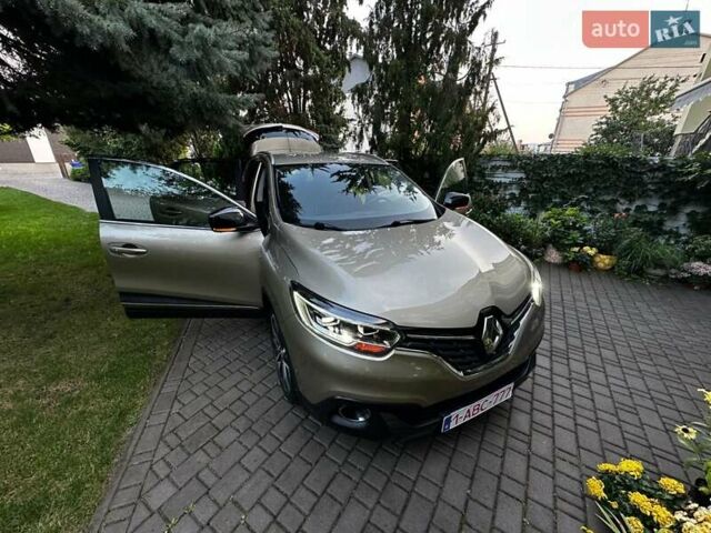 Коричневий Рено Kadjar, об'ємом двигуна 1.2 л та пробігом 53 тис. км за 14700 $, фото 31 на Automoto.ua