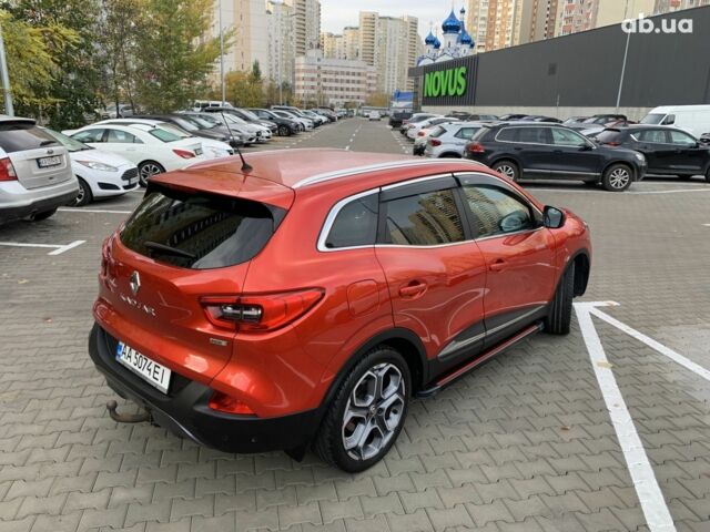 Красный Рено Kadjar, объемом двигателя 1.5 л и пробегом 203 тыс. км за 15800 $, фото 2 на Automoto.ua