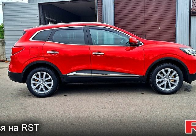 Красный Рено Kadjar, объемом двигателя 1.6 л и пробегом 183 тыс. км за 15300 $, фото 3 на Automoto.ua