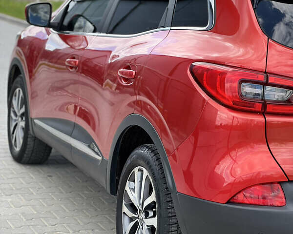 Красный Рено Kadjar, объемом двигателя 1.5 л и пробегом 196 тыс. км за 14500 $, фото 11 на Automoto.ua