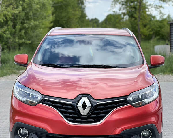 Красный Рено Kadjar, объемом двигателя 1.5 л и пробегом 196 тыс. км за 14500 $, фото 4 на Automoto.ua