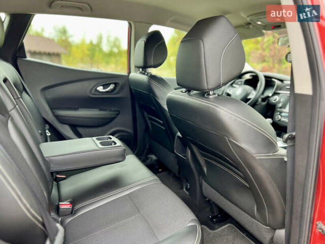 Красный Рено Kadjar, объемом двигателя 1.46 л и пробегом 248 тыс. км за 13950 $, фото 71 на Automoto.ua