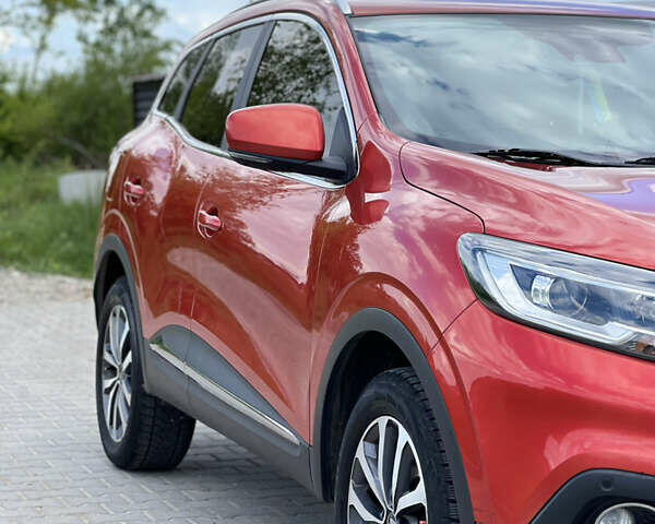 Красный Рено Kadjar, объемом двигателя 1.5 л и пробегом 196 тыс. км за 14500 $, фото 6 на Automoto.ua