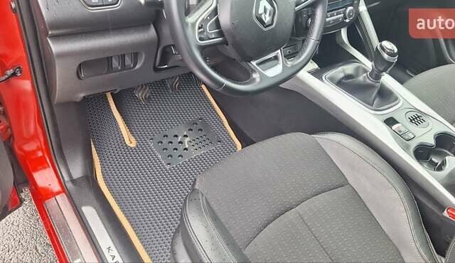 Червоний Рено Kadjar, об'ємом двигуна 1.6 л та пробігом 140 тис. км за 15400 $, фото 36 на Automoto.ua