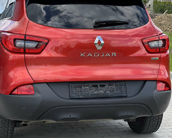 Красный Рено Kadjar, объемом двигателя 1.5 л и пробегом 196 тыс. км за 14500 $, фото 10 на Automoto.ua