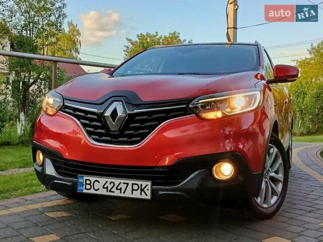 Красный Рено Kadjar, объемом двигателя 1.46 л и пробегом 285 тыс. км за 14250 $, фото 3 на Automoto.ua