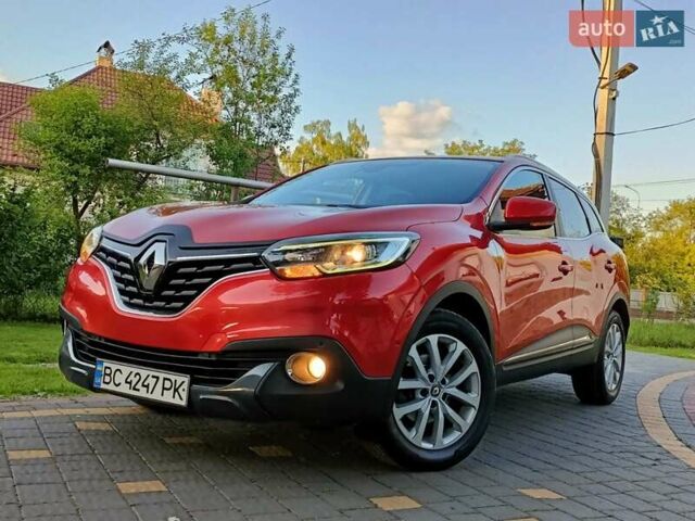Красный Рено Kadjar, объемом двигателя 1.46 л и пробегом 285 тыс. км за 14250 $, фото 4 на Automoto.ua