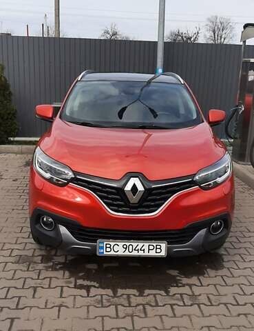 Красный Рено Kadjar, объемом двигателя 1.46 л и пробегом 242 тыс. км за 14599 $, фото 22 на Automoto.ua