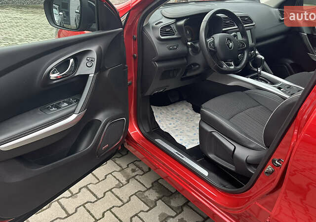 Красный Рено Kadjar, объемом двигателя 1.2 л и пробегом 220 тыс. км за 14300 $, фото 13 на Automoto.ua