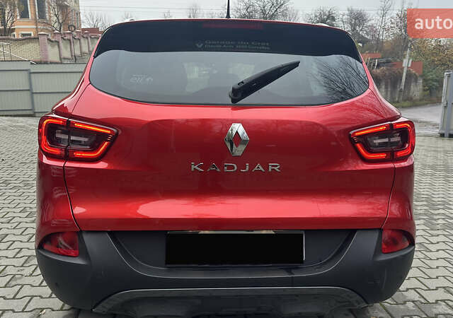 Красный Рено Kadjar, объемом двигателя 1.2 л и пробегом 220 тыс. км за 14300 $, фото 8 на Automoto.ua