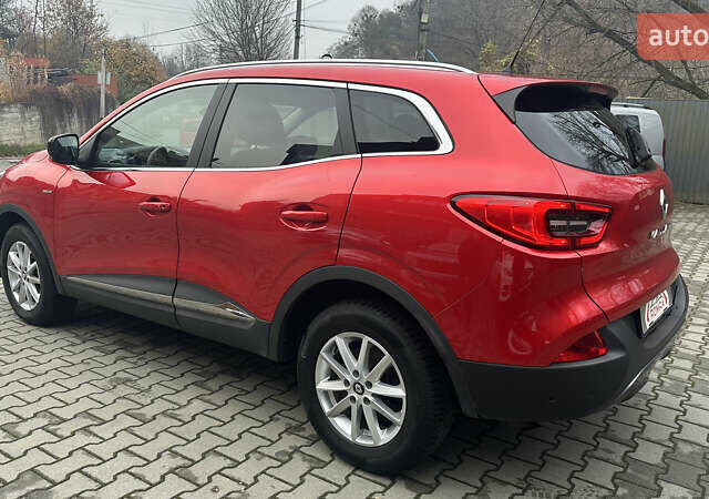 Красный Рено Kadjar, объемом двигателя 1.2 л и пробегом 220 тыс. км за 14300 $, фото 6 на Automoto.ua