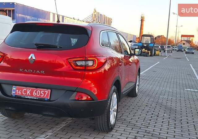 Красный Рено Kadjar, объемом двигателя 1.6 л и пробегом 243 тыс. км за 13900 $, фото 48 на Automoto.ua